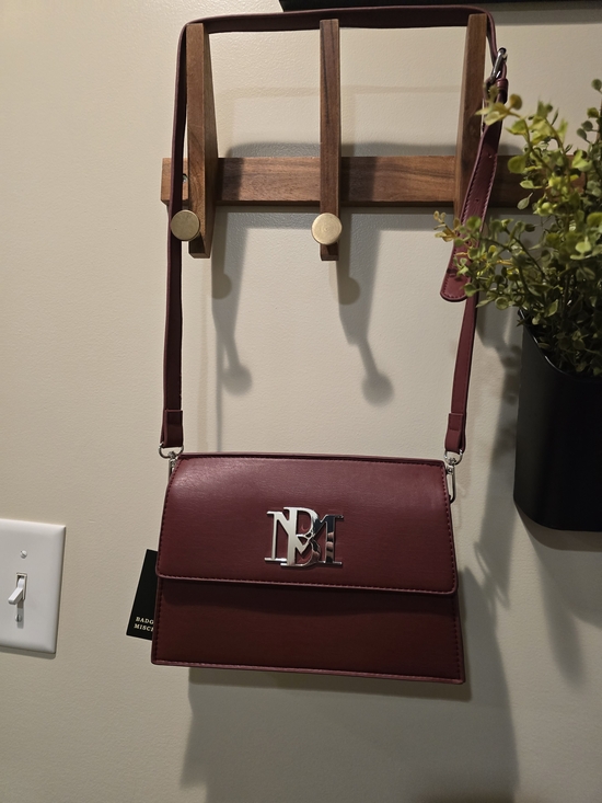 Badgley Mischka Handbags - 🍒🔥 Badgley Mischka Burgundy Leather Crossbody Bag